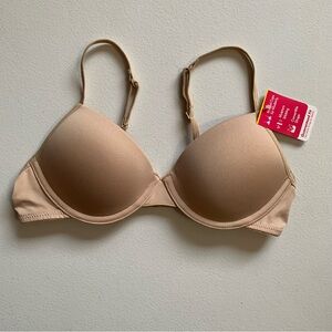 Hanes Molded Cups Underwire Convertible Bra Girls Size 34/L NWT